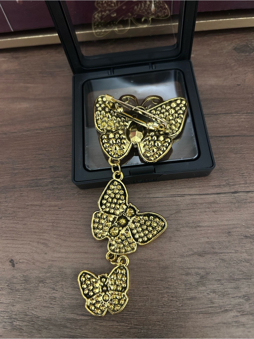 Triple Butterfly Blue Crystal Brooch - Unbranded - Picture 4 of 4